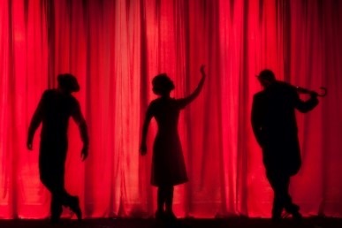 Sombras en extraescolares de teatro musical