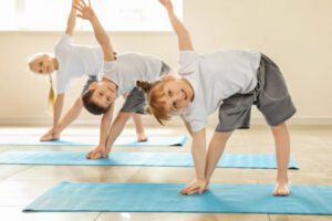 Clases de yoga para colegio